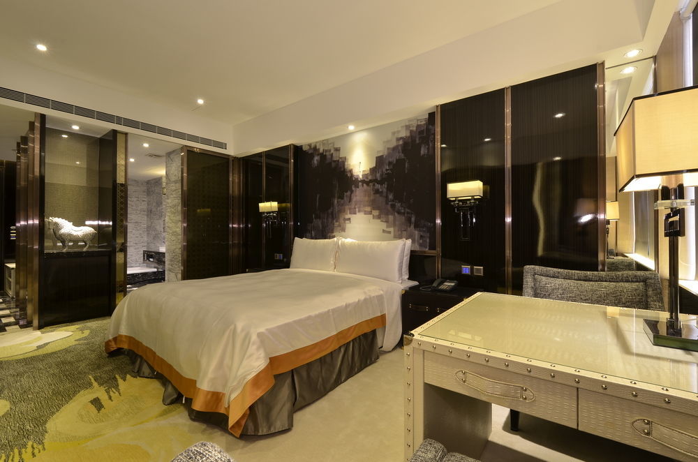冠月精品旅館-Puli Ease Hotel Екстериор снимка