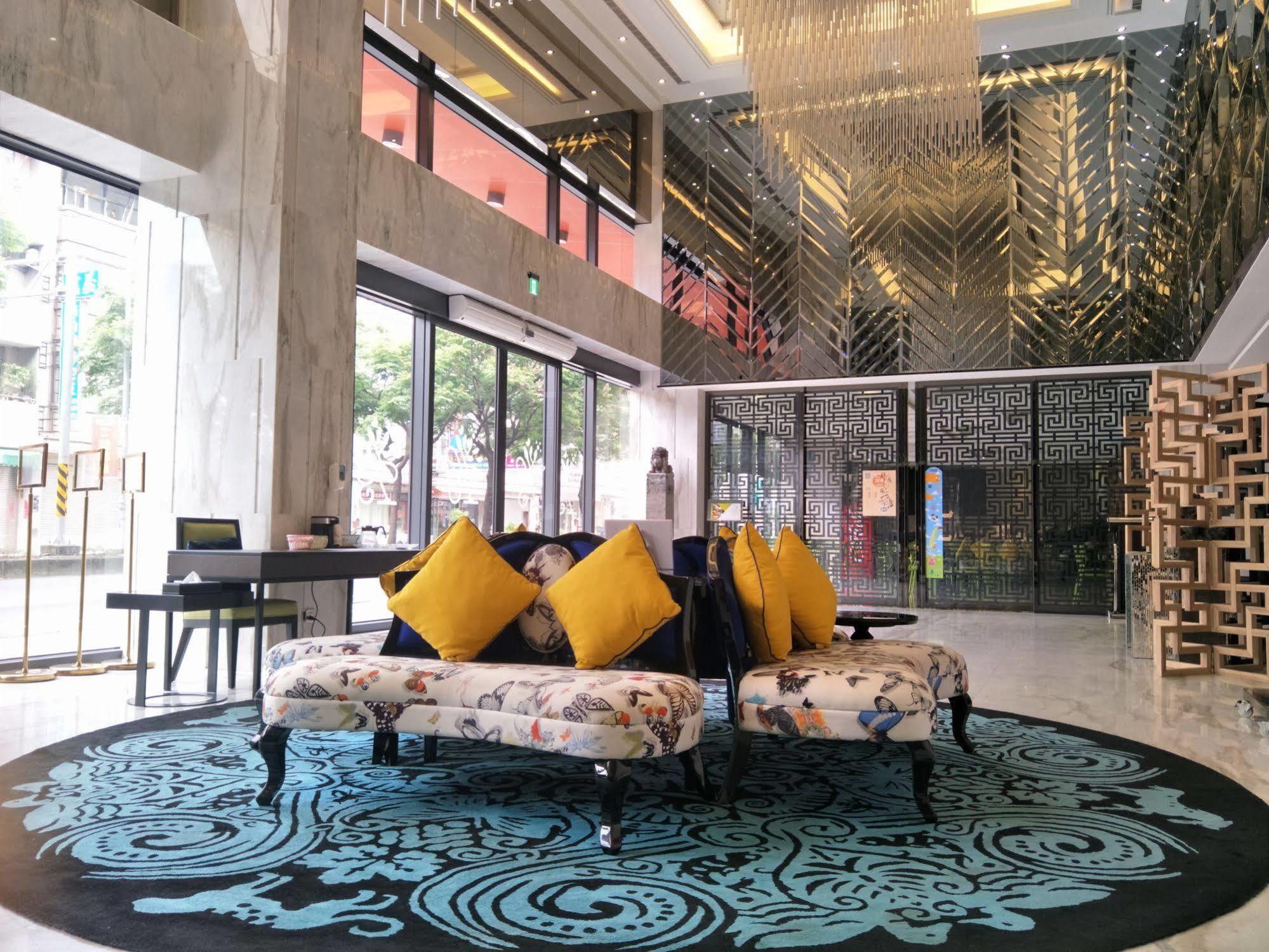 冠月精品旅館-Puli Ease Hotel Екстериор снимка